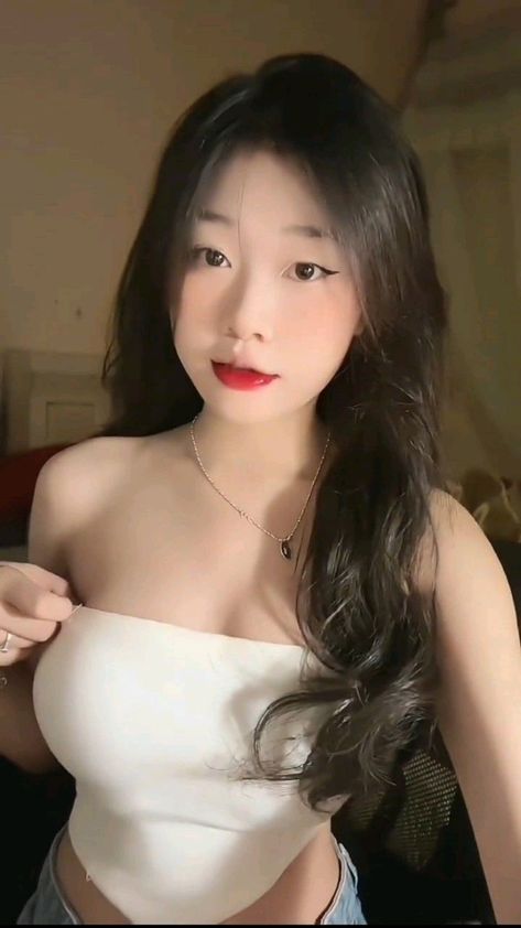 拍婚纱照当着新郎的面
